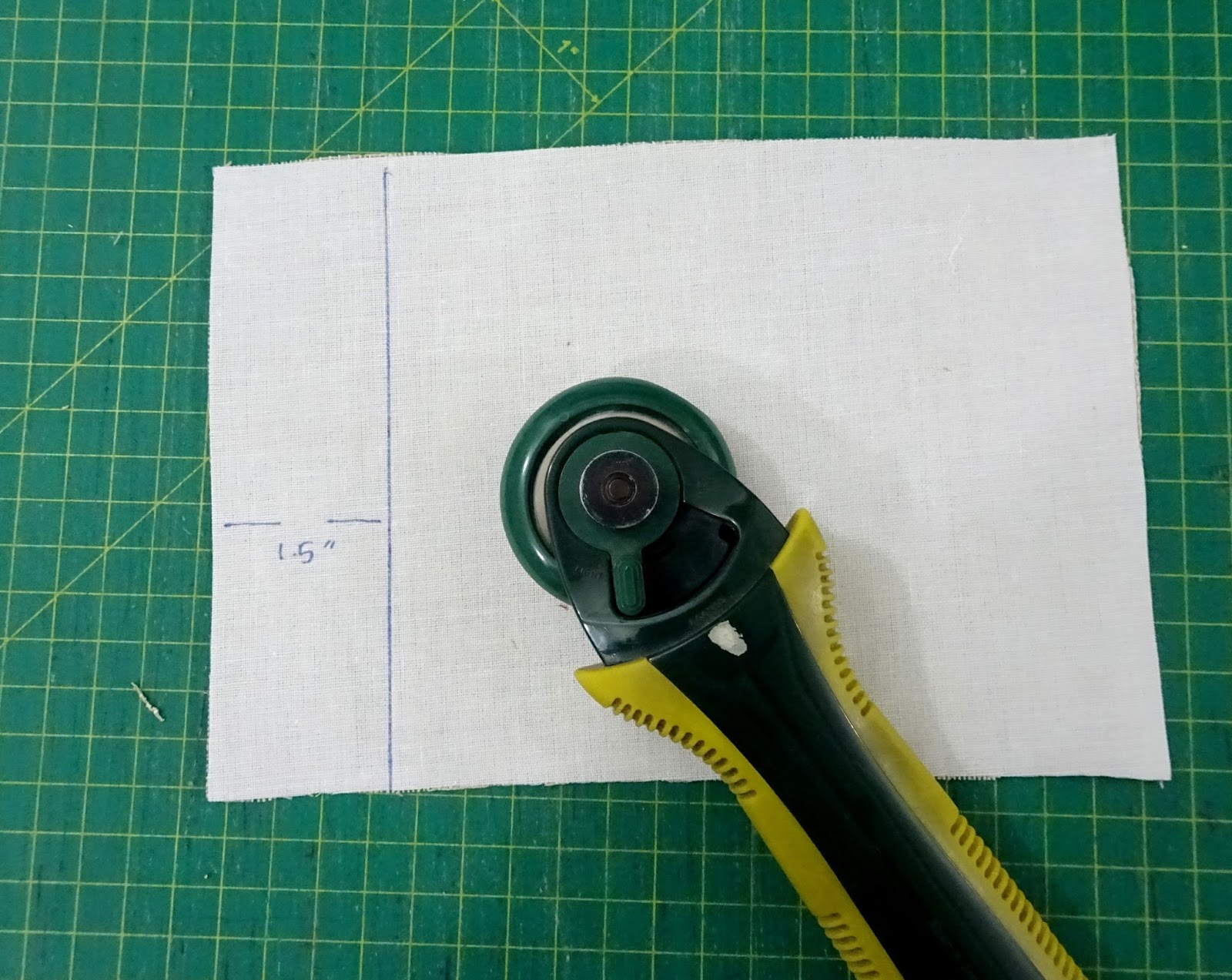 {TUTORIAL} Adding Zipper Pocket