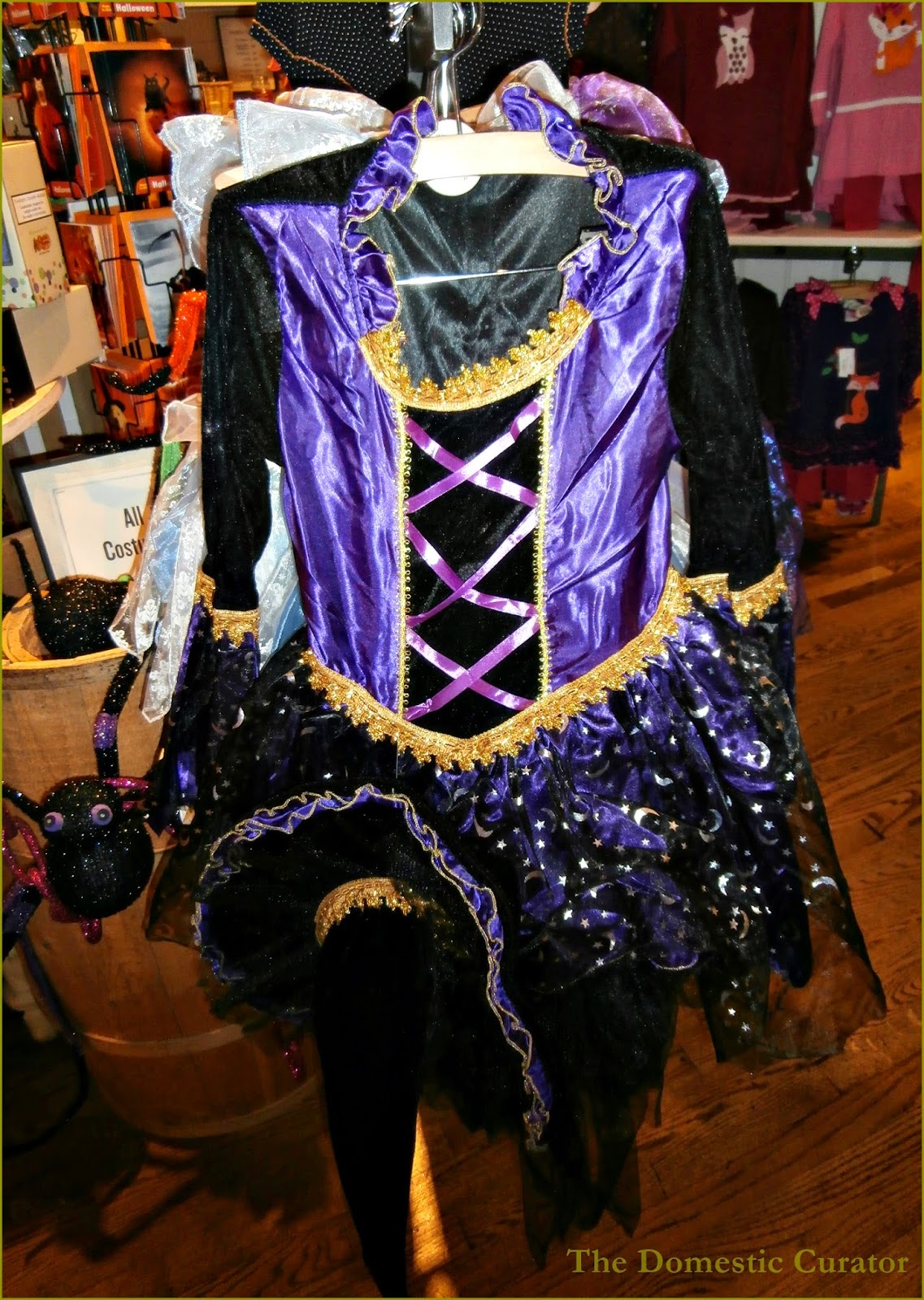 The Domestic Curator: Cracker Barrel Fall & Halloween Decor