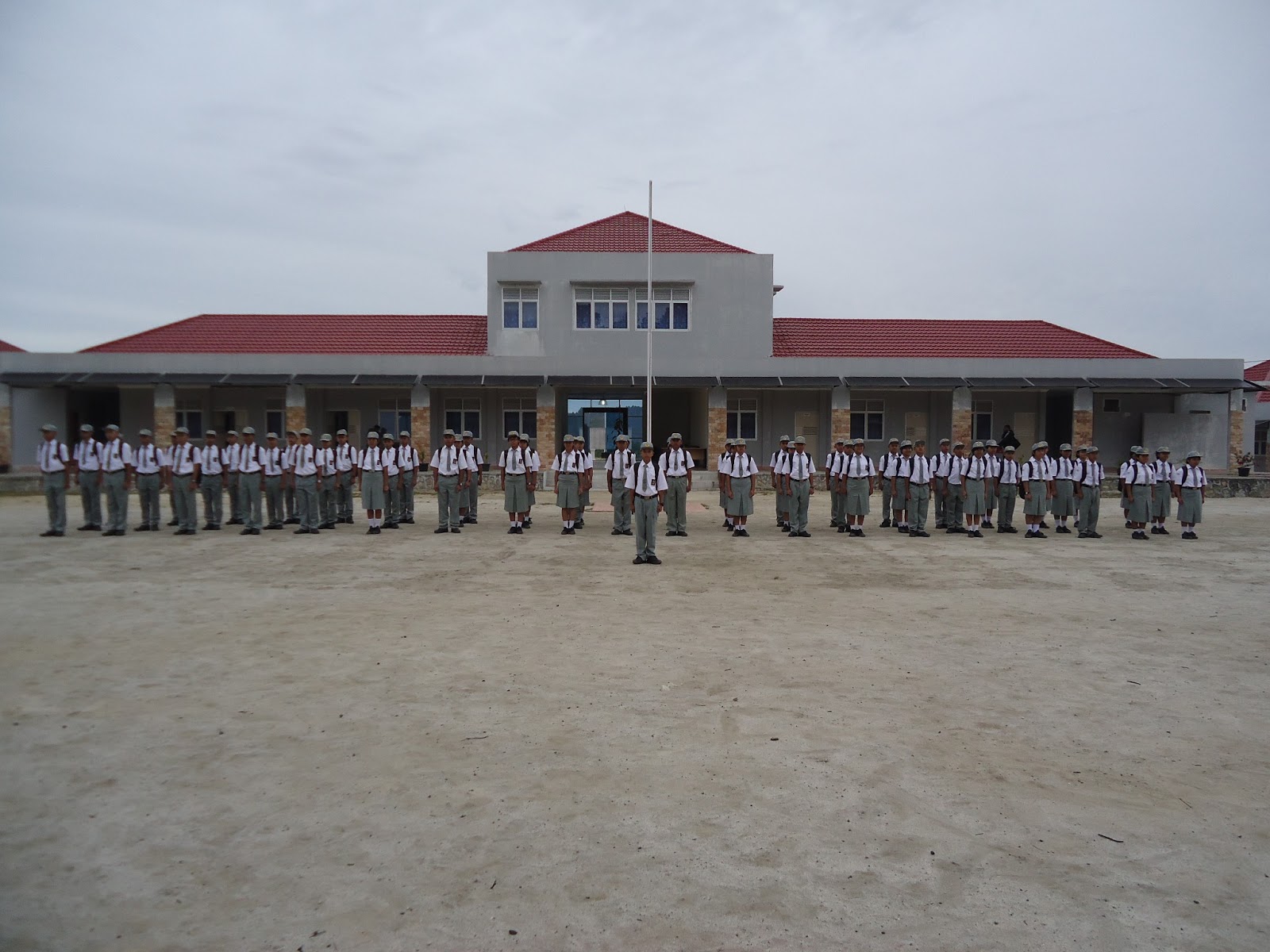 Pendaftaran Calon Siswa Baru SMA Negeri 2 Lintongnihuta T.P. 2013/2014 