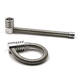 Acrylic Skull Gas Mask Tobacco Hookah Pipe Straight Hose Pipe with a Spring Pipe Acrylic Skull Gas Mask Tobacco Hookah Pipe Straight Hose Pipe with a Spring Pipe