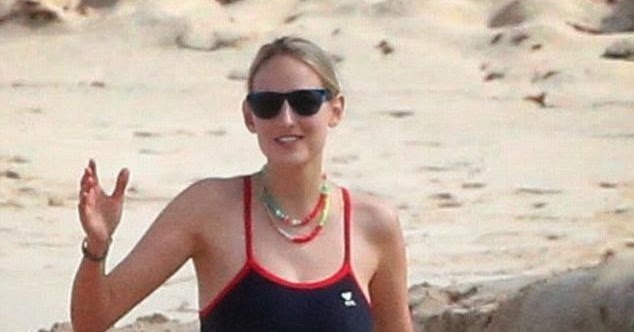 Bikini in leelee sobieski - New porn 2020 Adult archive Erotic city video