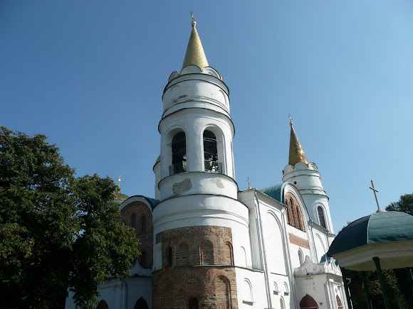 Чернігів. Дитинець. Спасо-Преображенський собор. 1036 р. Чернігів. Дитинець. Спасо-Преображенський собор. 1036 р.