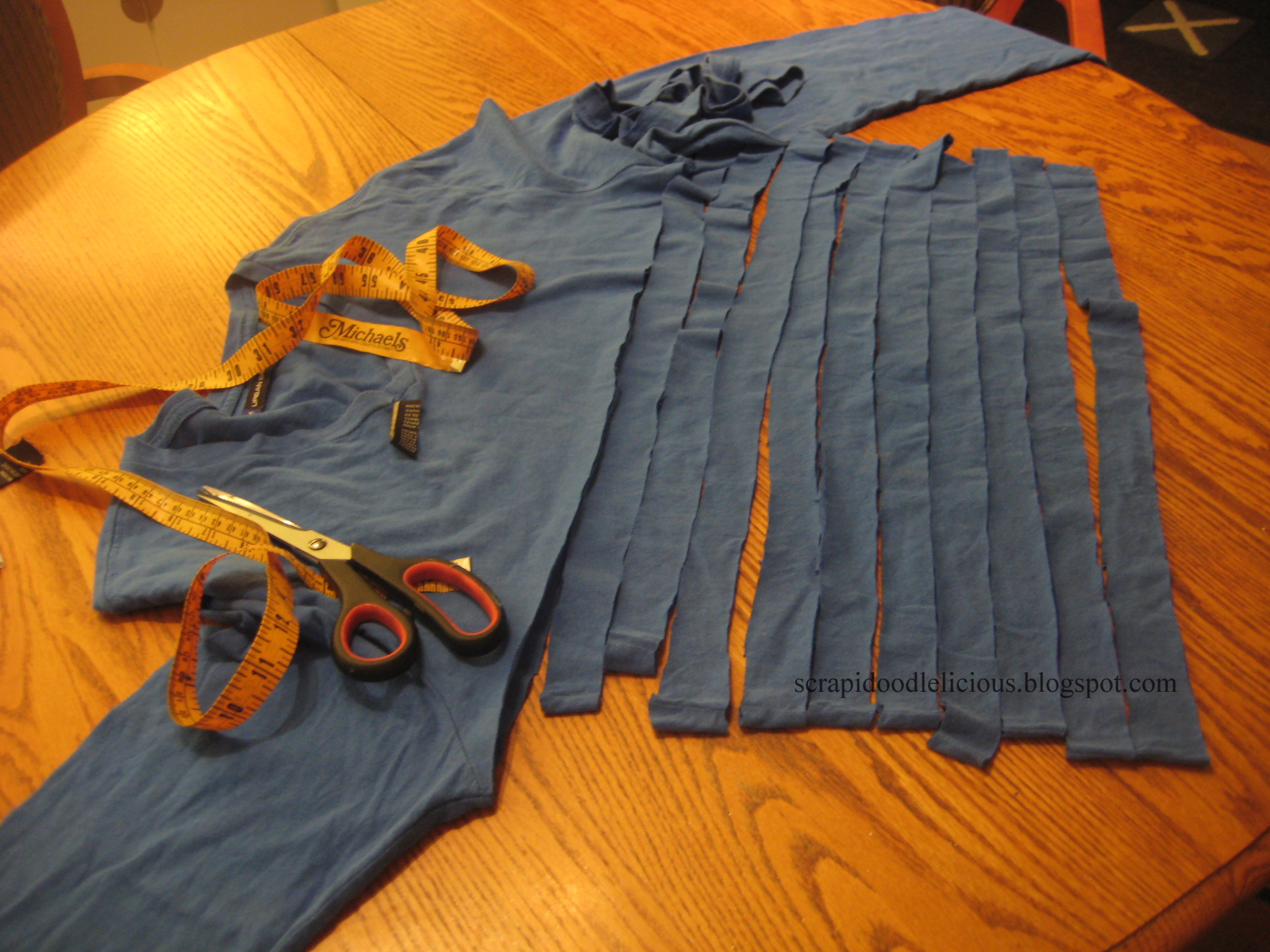 Scrapidoodlelicious Seam and Tied Knots Jersey Scarf