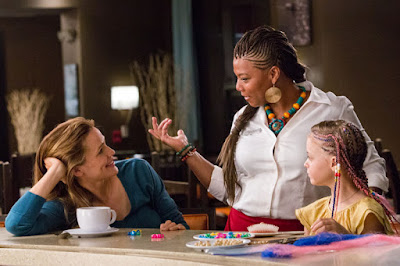 Image of Queen Latifah and Jennifer Garner in Miracles From Heaven