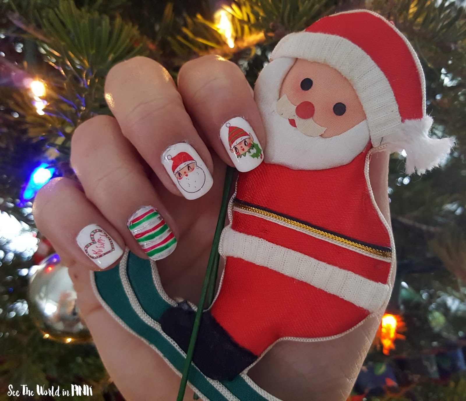 Manicure Monday - Merry Kitschmas Nails! 