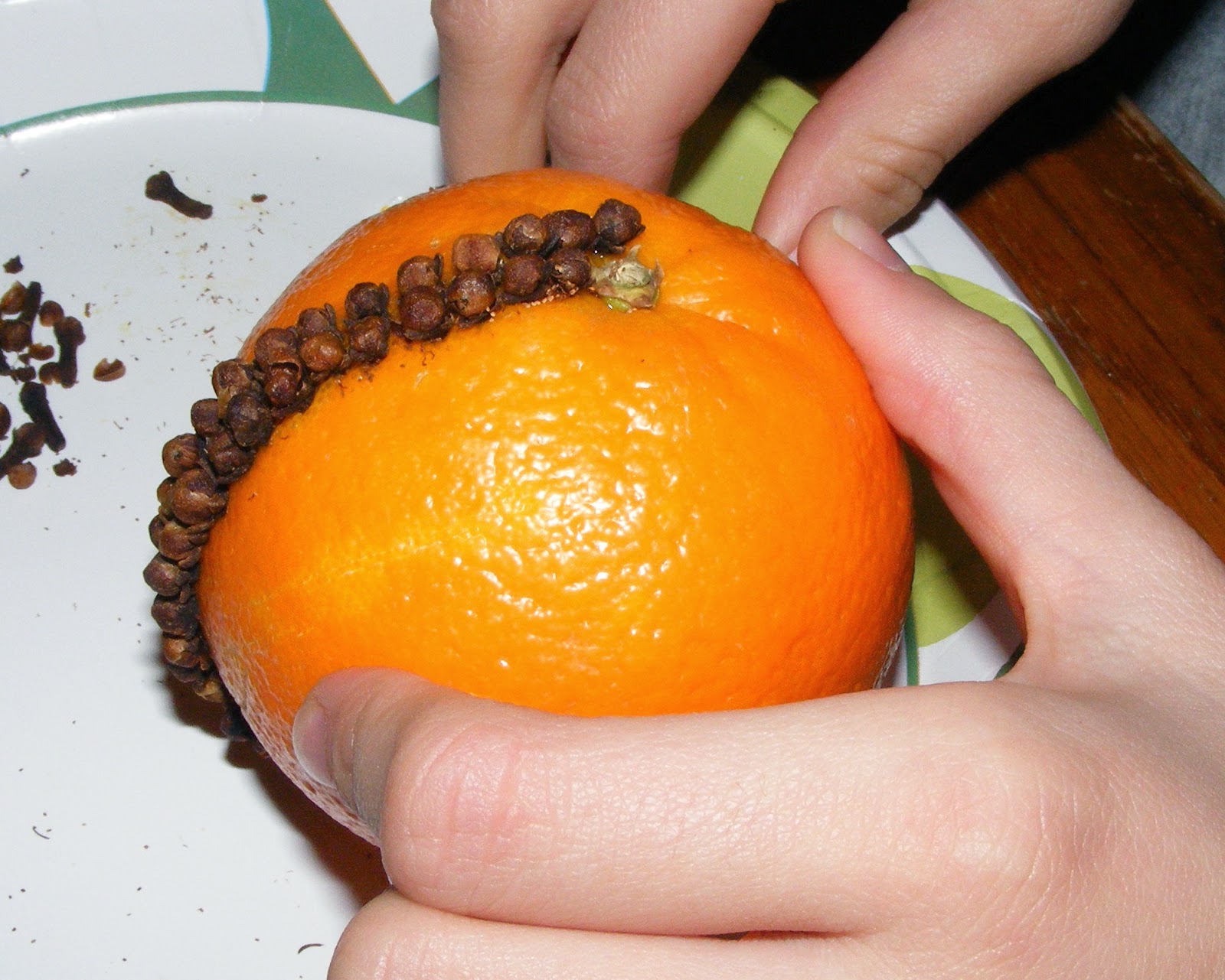 Ten kids and a Dog Homemade Orange Pomander