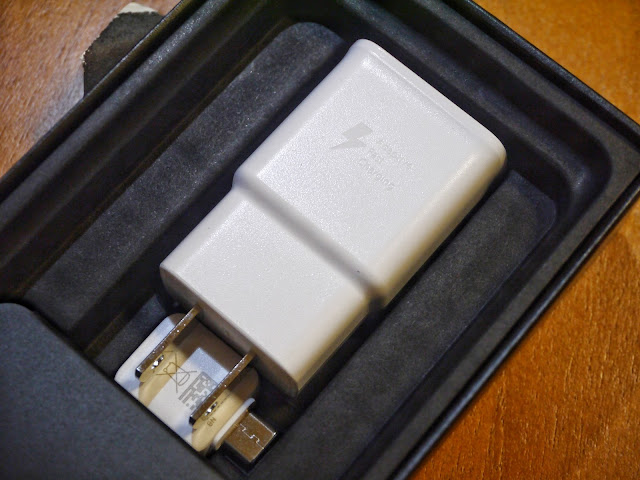 【開箱】Galaxy S10 絢光白@10力雄厚、十週年旗艦新作