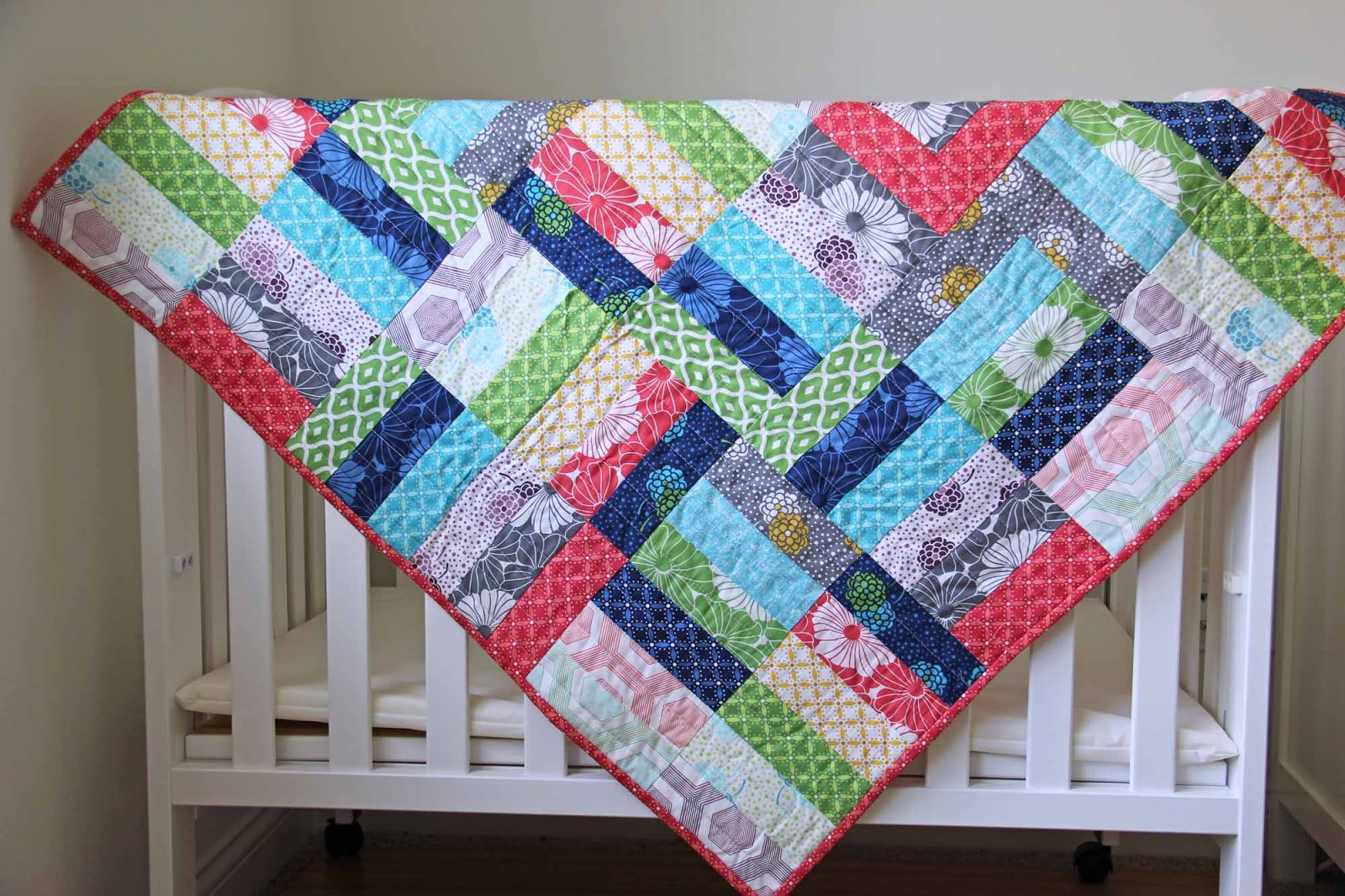 v-and-co-v-and-co-jelly-roll-jam-quilt-free-pattern-and-video-tutorial