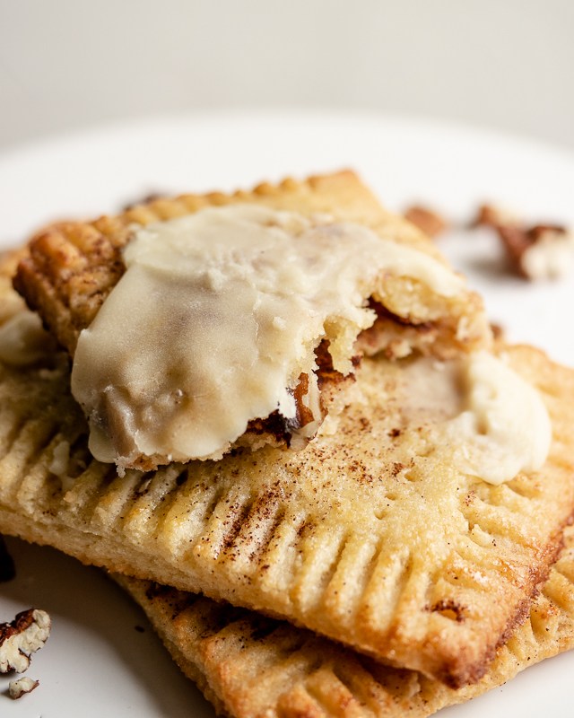 Cinnamon Pecan PopTart! {Gluten Free & Low Carb} #Cinnamon #Pecan #Pop #Tart! {3Gluten #Free & #Low Carb}