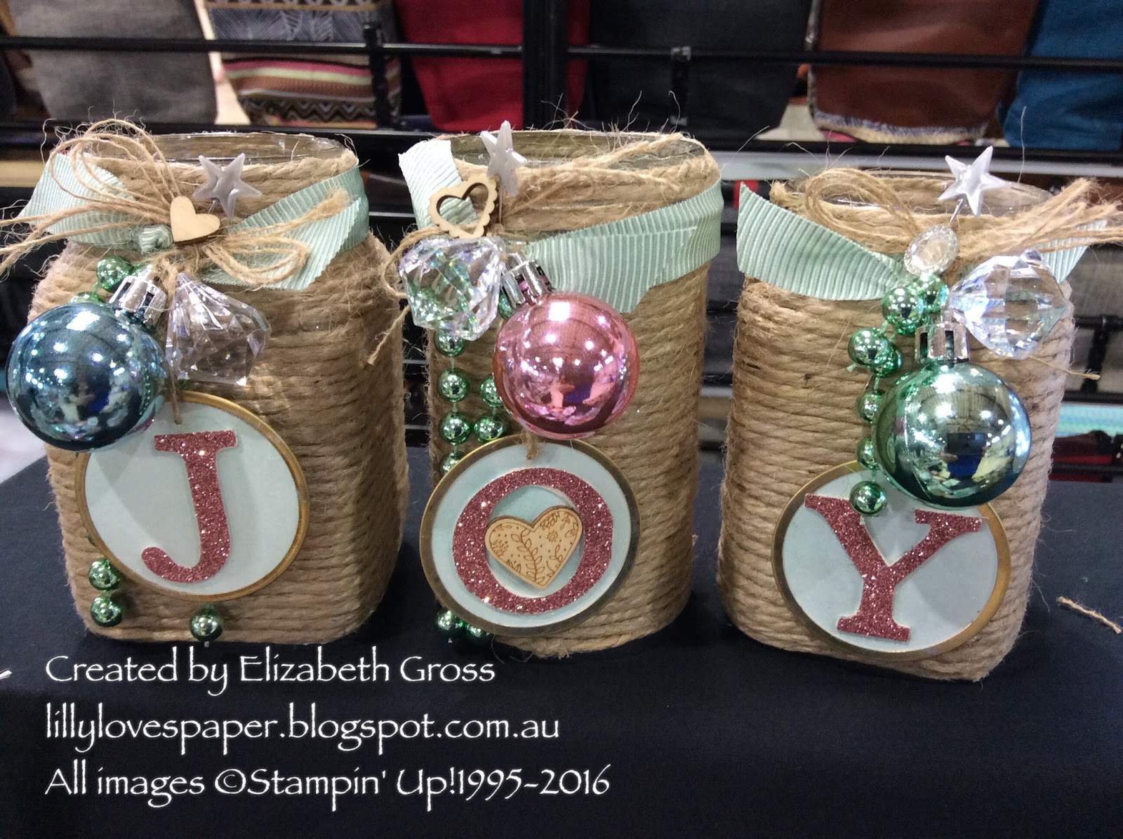 Lillybet's Papers: Christmas Decorations- Christmas in a jar!