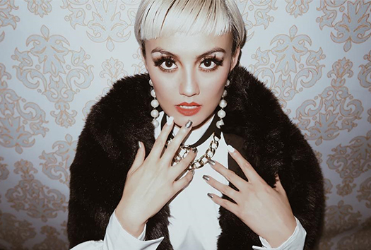 Lirik Lagu Long As I Get Paid - Agnez Mo Lirik Lagu Long As I Get Paid - Agnez Mo
