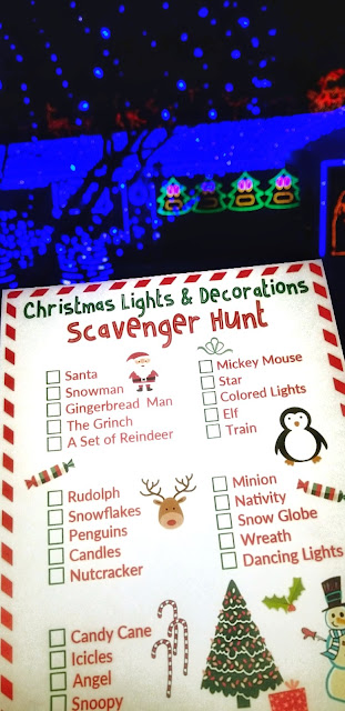Christmas Lights and Decorations Scavenger Hunt - Free Printable!