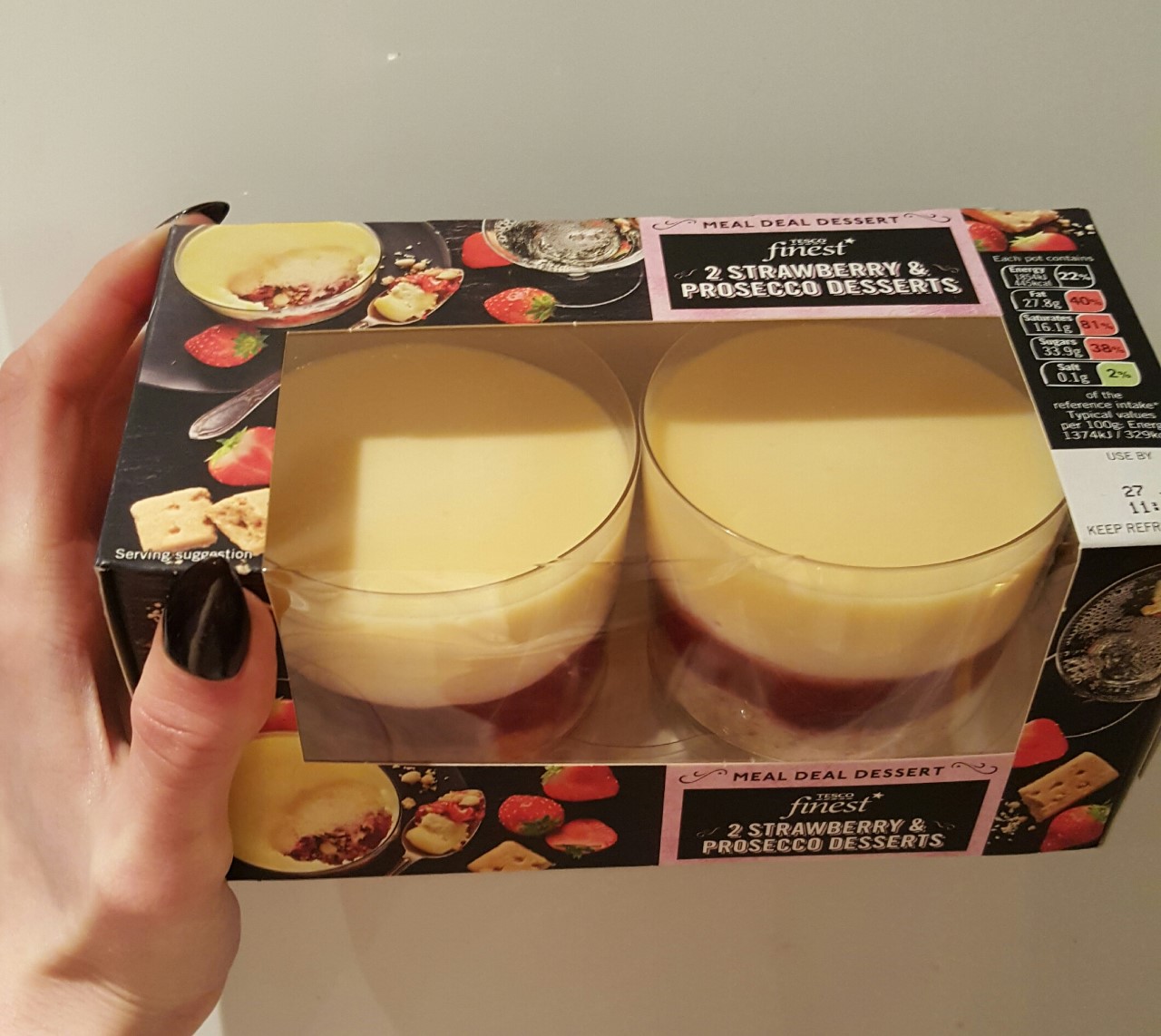 Trust Me Treats Tesco Finest Strawberry and Prosecco Desserts review