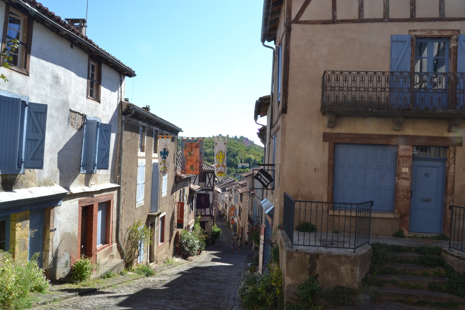 CORDES-SUR-CIEL  SAINT ANTONIN-NOBLE-VAL  i  NAJAC - Midi-Pyrénées en 5 dias (2)