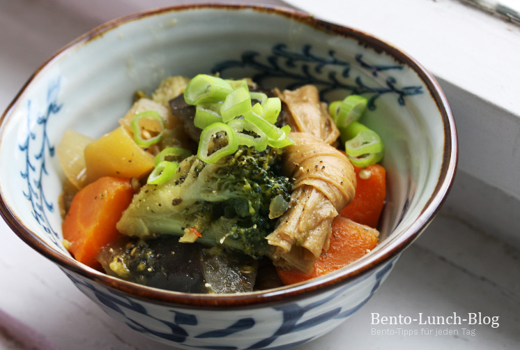 Bento Lunch Blog: Rezept: Nikujaga, japanischer Kartoffel-Eintopf