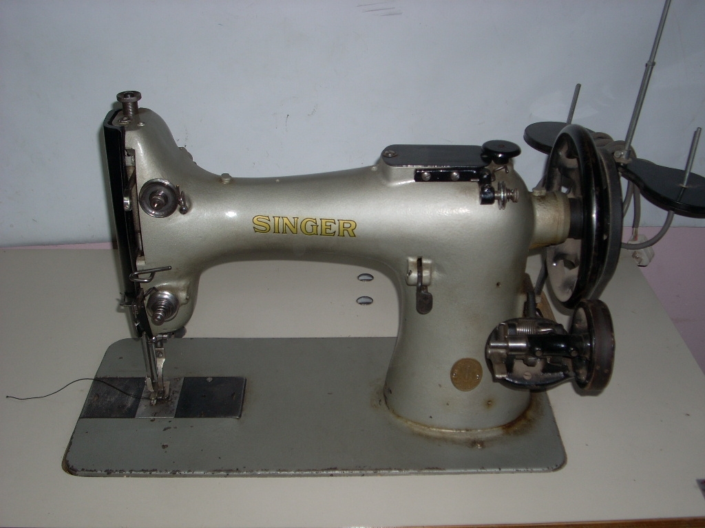 Maquinas de coser a la venta: Máquina de coser SINGER