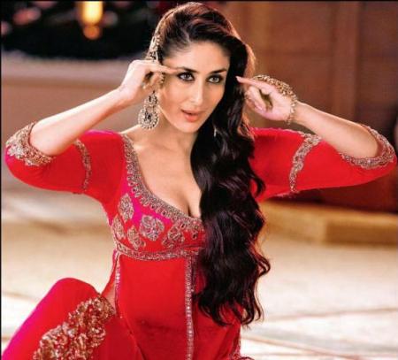 Latest Garam Gossips - No. 1 Bollywood Information Website: Kareena