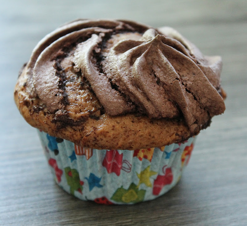 Svenja&amp;#39;s Koch- und Backblog: Schokoladen-Cupcakes mit Baiserhaube