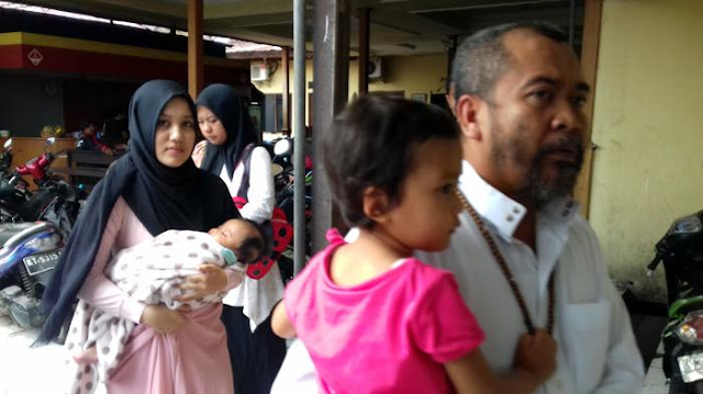 Lama Tak Terdengar, Syekh Puji Yang Menikahi Gadis Muda Itu Kini... Lihat Berapa Anaknya... Lama Tak Terdengar, Syekh Puji Yang Menikahi Gadis Muda Itu Kini... Lihat Berapa Anaknya...