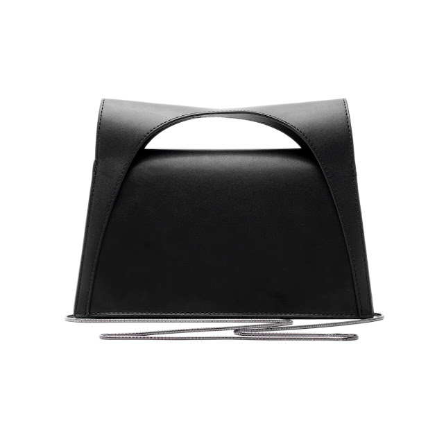 Plain Design Cut Out Handbag in Black