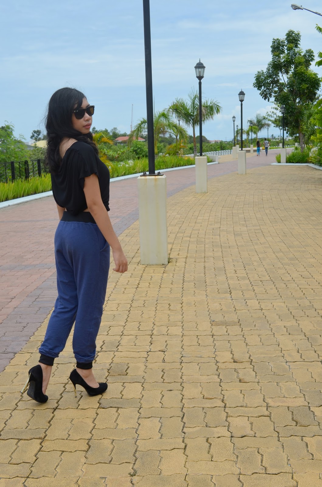 vans pants Silver
