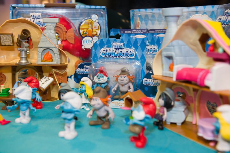 The Smurfs 2 and Smurf-tastic Jakks Toys! - Diary of the Evans