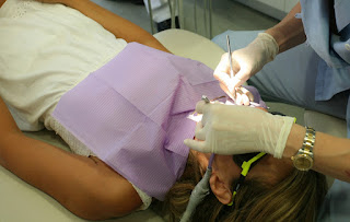 Fazele montarii unui implant dentar