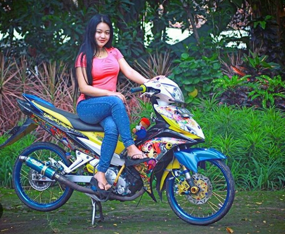 Kumpulan foto model motor modifikasi cantik