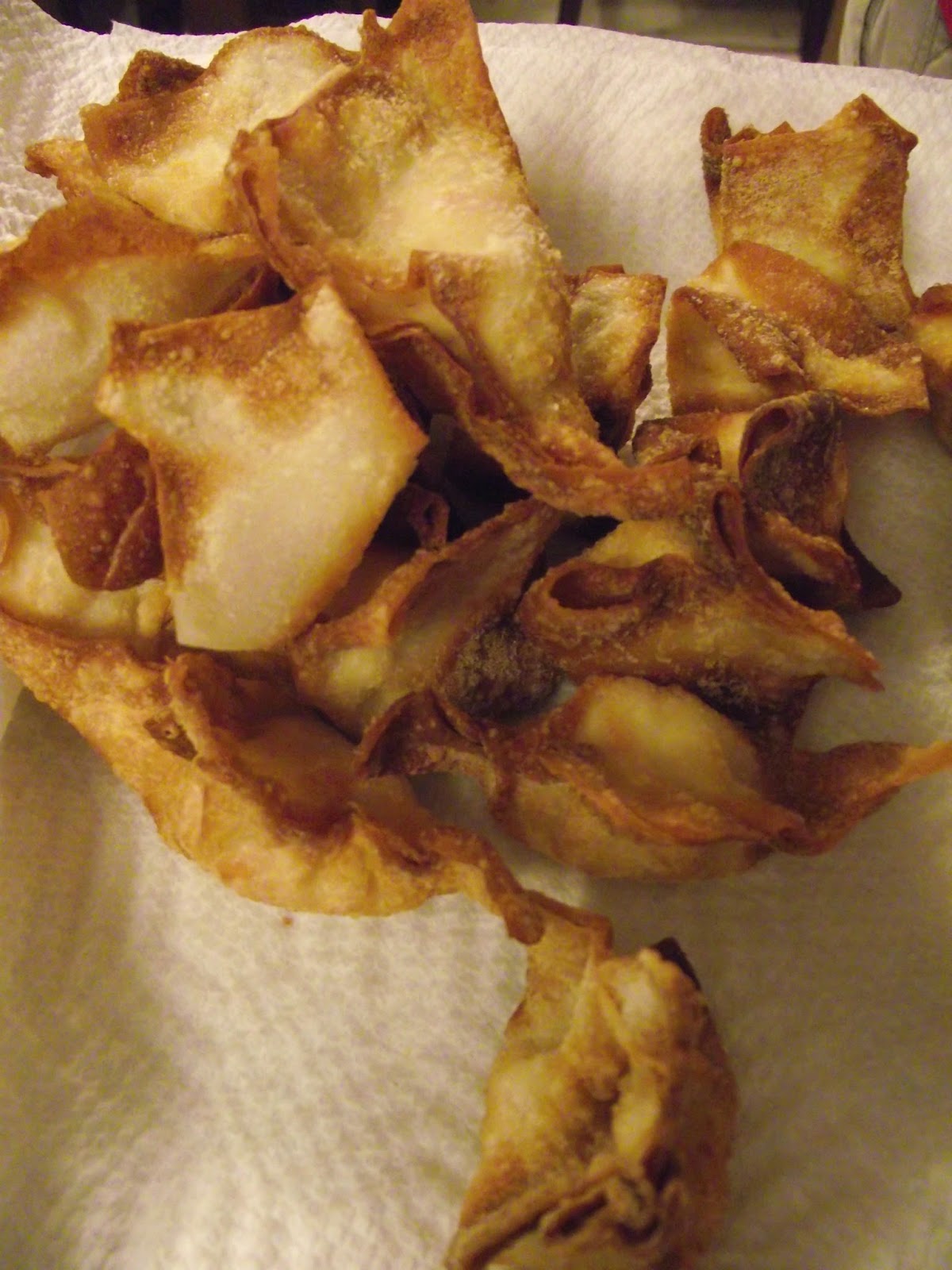 Smiley's Kitchen Crab Rangoon (Crab Puff)