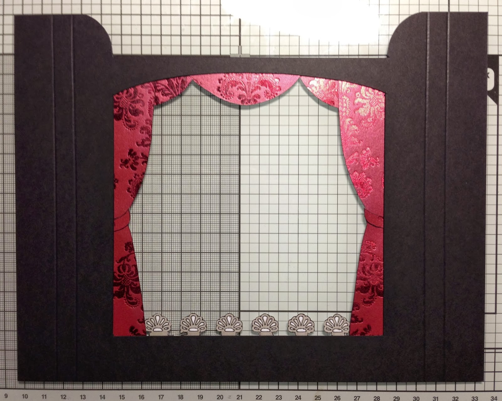 Lynne's Crafty Little Blog Theatre Card