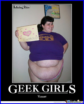 Chica geek gorda o gordita.... frases comicas modernas o actuales.