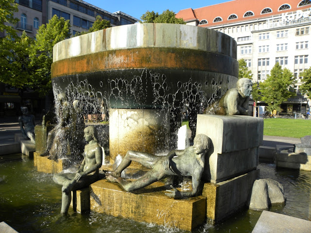Fountain at KaWeDE Fountain at KaWeDE