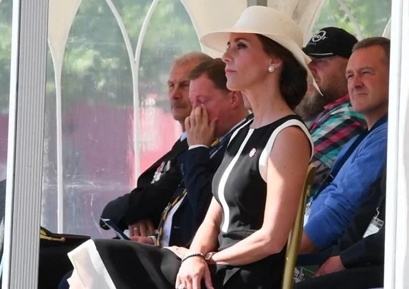 Princess Marie wore Tara Jarmon Crepe Wool Dress Black. DEMA's relief convoy was attacked near Maglaj in Bosnia. Two Danes and local translator lost their lives