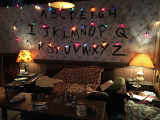 El set de rodaje para la casa de la familia Byers - Stranger Things El set de rodaje para la casa de la familia Byers - Stranger Things