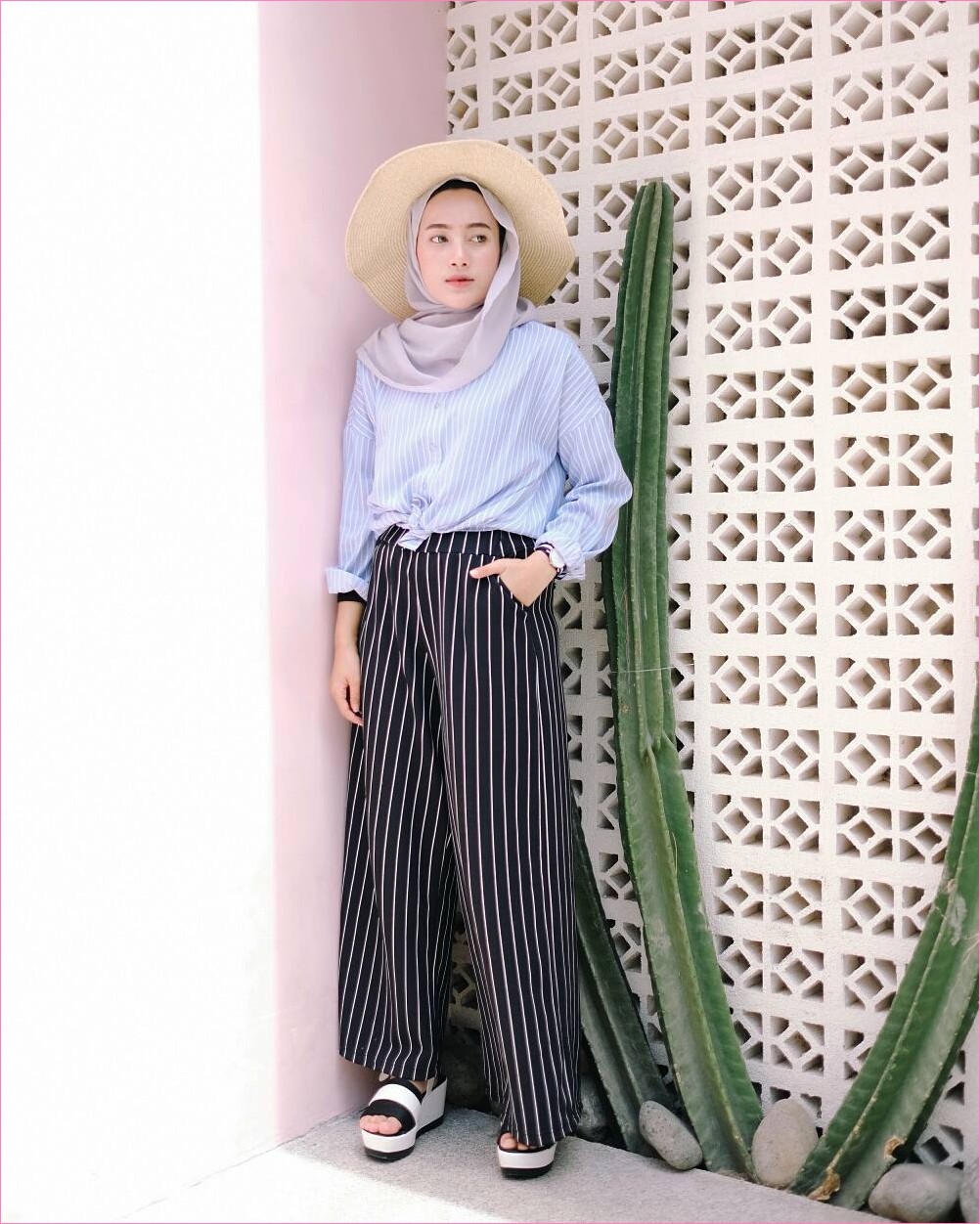 Ala Selebgram Style Hijab Ke Pantai Remaja Simple Jilbab Voal