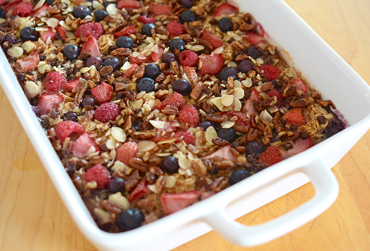 Make: Triple Berry Baked Oatmeal | My Darling Days Make: Triple Berry Baked Oatmeal | My Darling Days