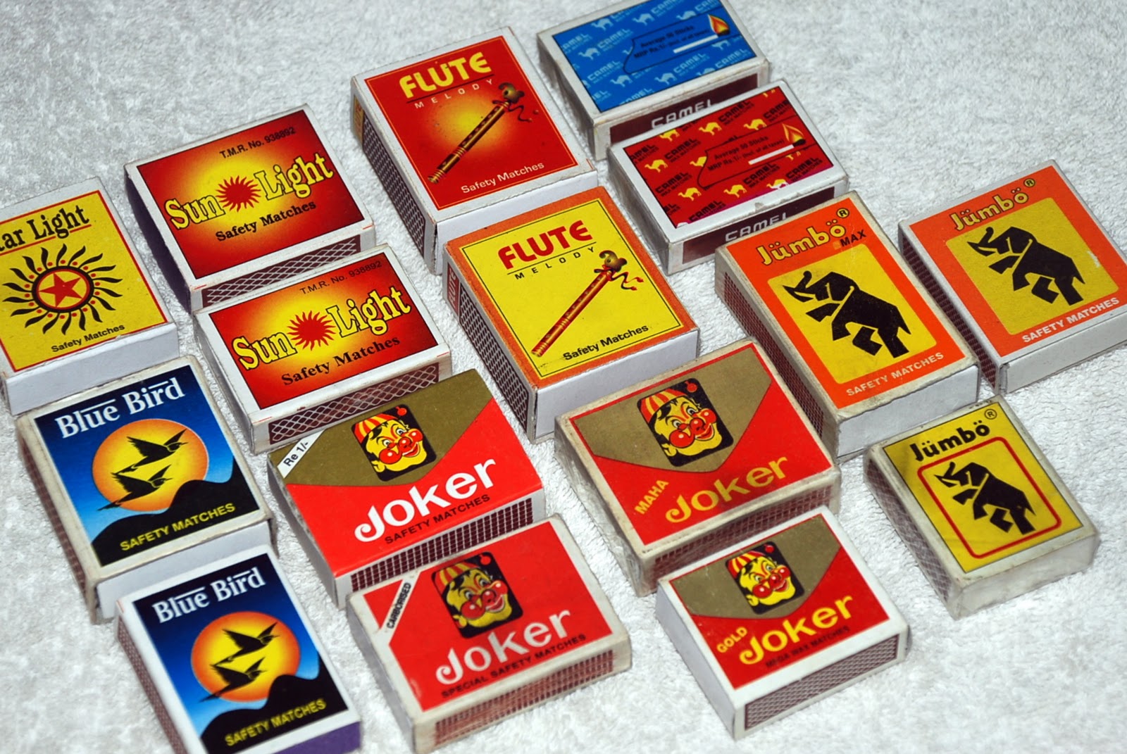 MATCHBOXES AND LABELS COLLECTION: October 2011