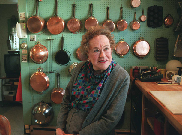 Julia Child 1912-2004 Αμερικανίδα σεφ, συγγραφέας