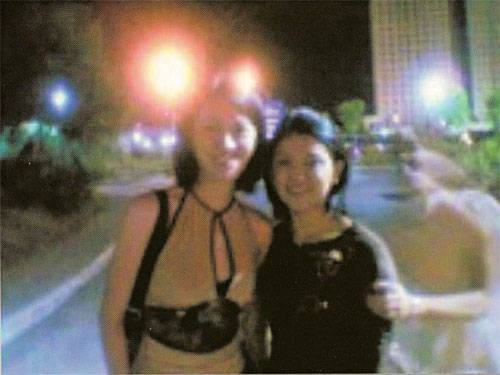 GHOSTS ARE REAL: Top 10 Most Famous Ghost Photobombers!