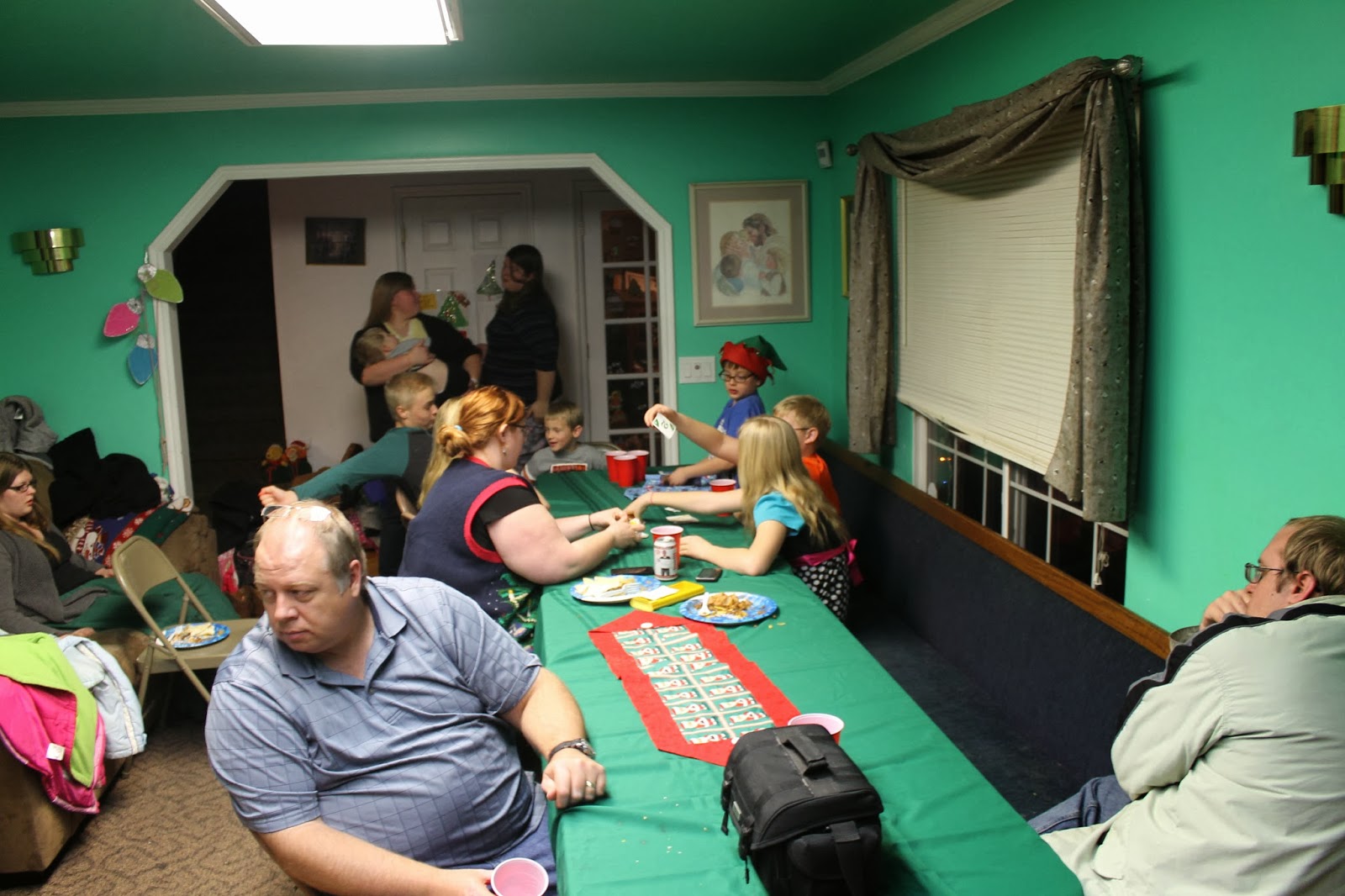 twelve-makes-a-dozen-family-christmas-party