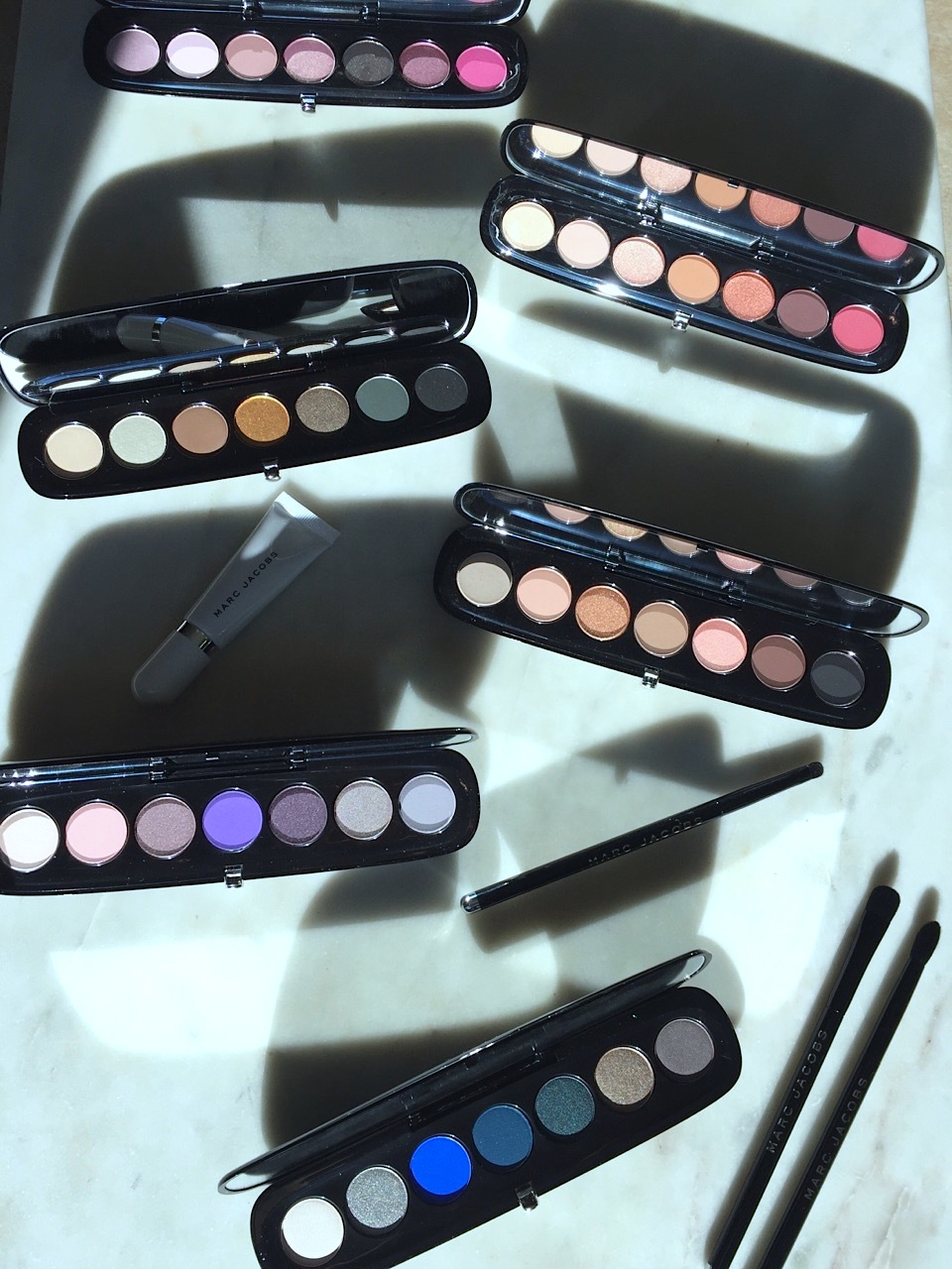 Marc Jacobs Beauty Eye-conic Multi-Finish Eyeshadow Palette: A quick review