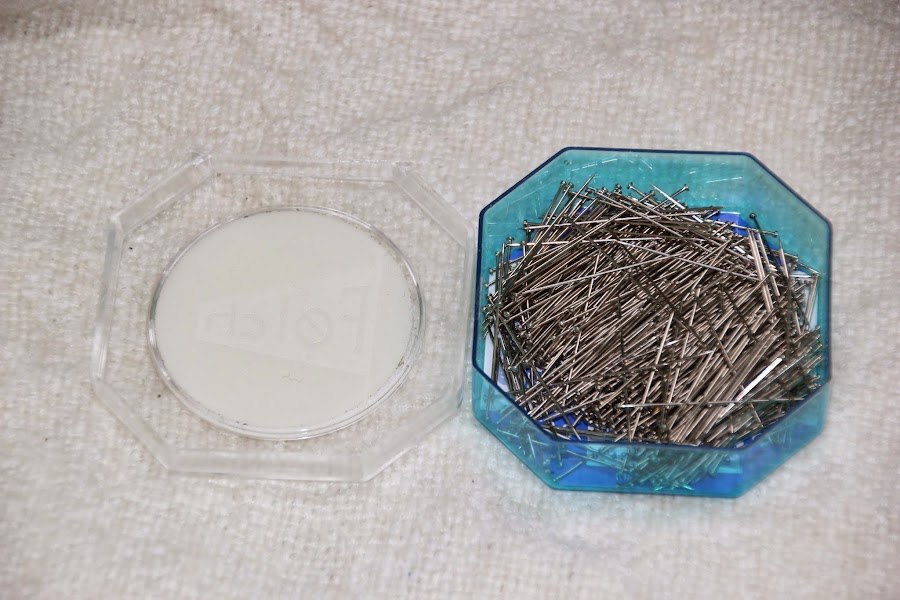 CONSEJOS PARA COMPRAR LOS MATERIALES DE COSTURA IMPRESCINDIBLES