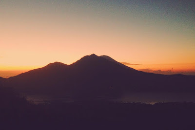 indahnya sunrise gunung batur kintamani
