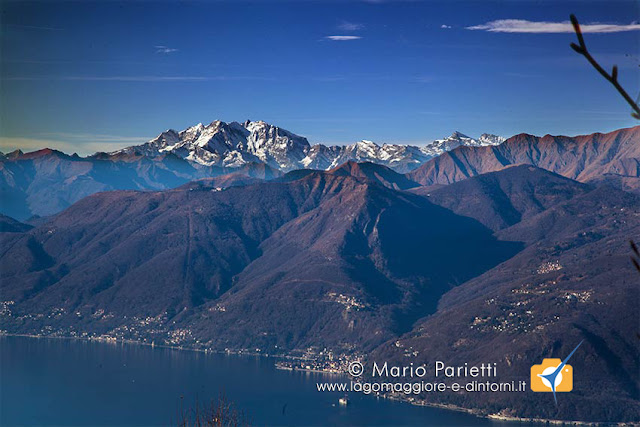 Lago Maggiore, castelli di Cannero, Monte Rosa Lago Maggiore, castelli di Cannero, Monte Rosa