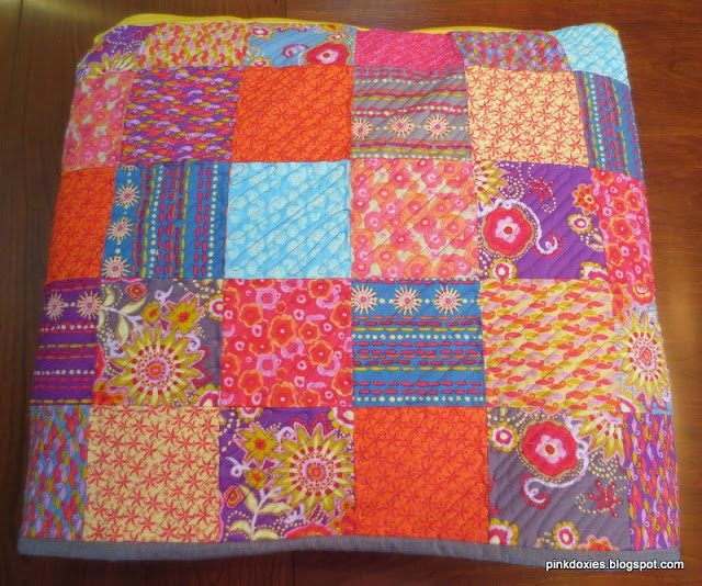Julie Stocker Quilts at Pink Doxies: Dog Beds