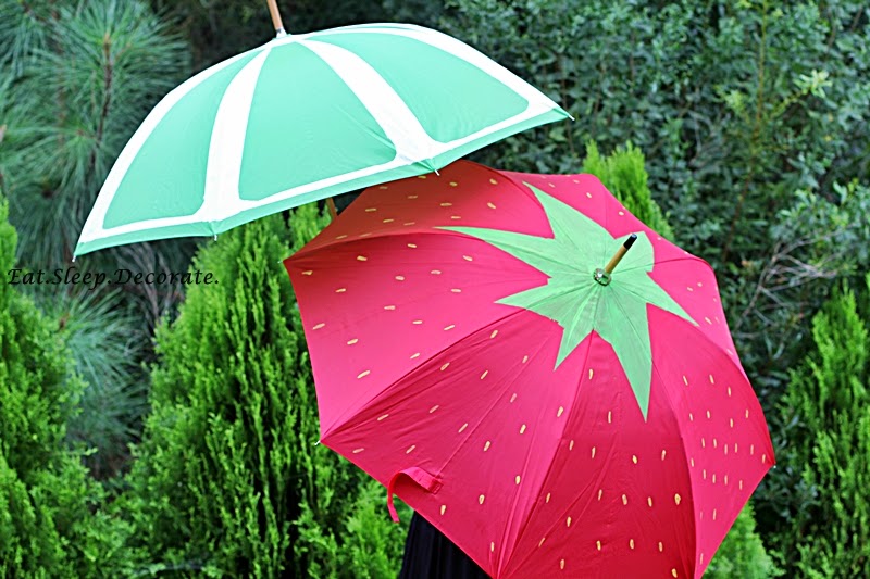 Где найти зонтики. Зонт автоматический "Арбуз". Яблоки под зонтом. Реклама зонта. Зонтик киви.