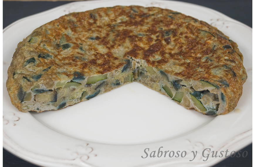 Tortilla de berenjena y calabacín Sabroso y Gustoso