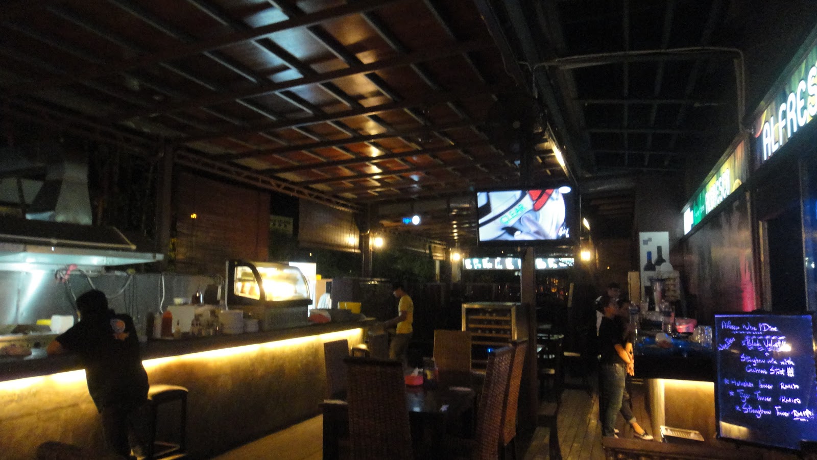 Adventures of a Foodie Alfresco Wine and Dine Kuching, Sarawak