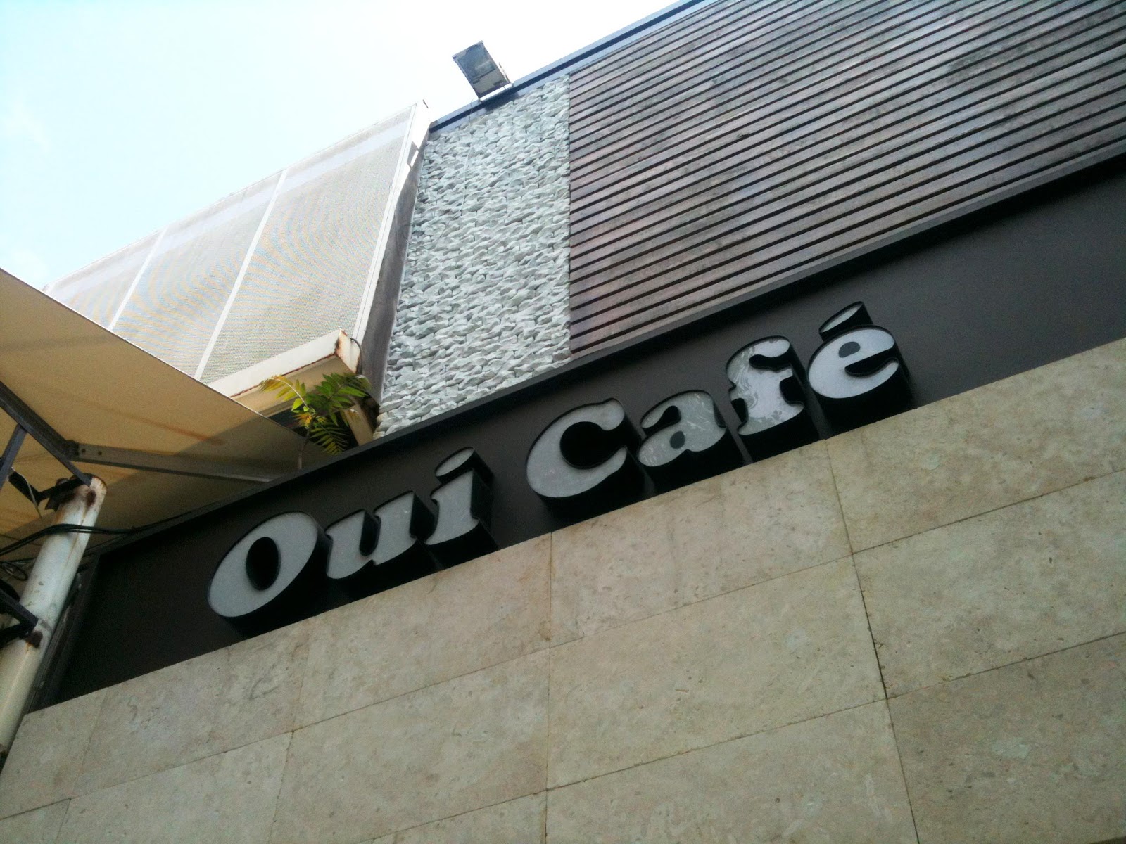 巴黎不打烊: 台北 Oui Café