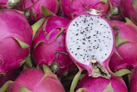 Buah Naga Putih Buah Naga Putih